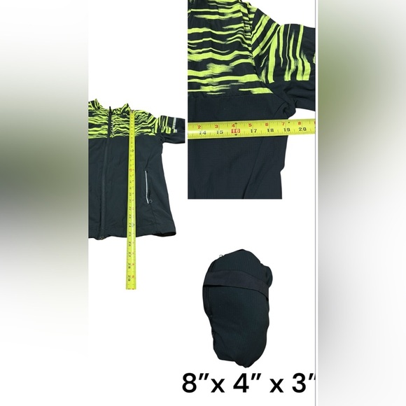 Brooks nightlife running jacket,men S. Packable utility,windbreaker,sporty EC - Picture 13 of 14